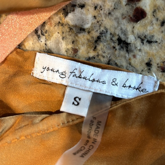 Elegant Gold Women's Dress - Picture 2 of 3